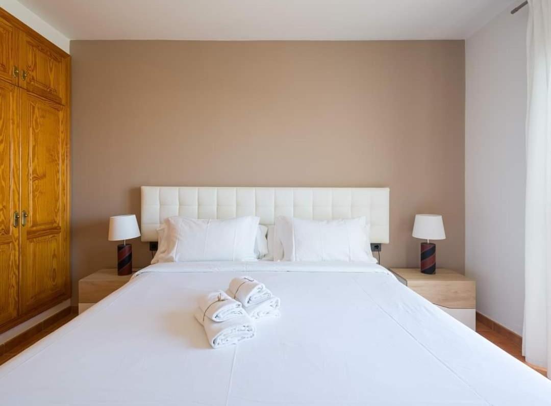Sunny Views & Dreamy Sunsets By Bs Hotell Ájos Górdios Eksteriør bilde